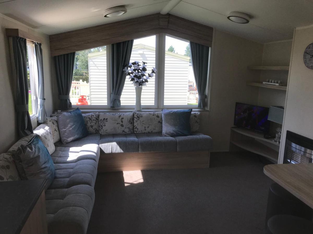 3 Bedroom Deluxe Caravan Longniddry Exterior photo